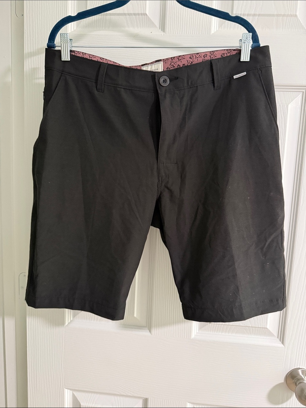 7 Diamonds Black Flat Front Chino Shorts
